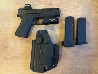 Glock 48 s príslušenstvom - 3