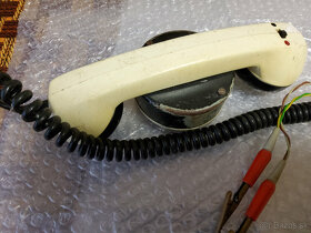 skúšobný retro telefón pre montérov - 3