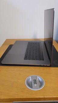 Macbook Pro A1707 - 3