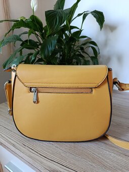 Predám kabelku Lara Bags - 3