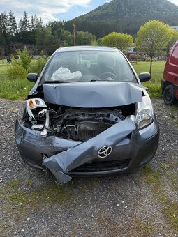 Rozpredám Toyota Yaris 1.0 51kw - 3