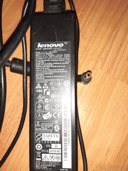 Predam nabijacku adapter pre notebook - 3