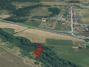 Krásny pozemok na stavbu chaty pri Podzámčoku - 3