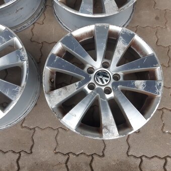 Predam hlinikove disky na VW Golf 17 zoll - 3