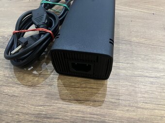 Originál napájací zdroj na Xbox 360E - 3
