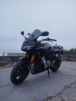 Yamaha fz1 - 3