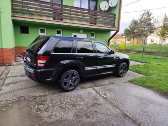 Jeep Grand Cherokee srt8 - 3