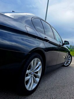 Predám Bmw 520 xdrive - 3