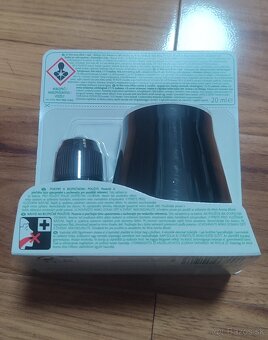 AIR WICK Aróma vaporizér, čierny + náplň – Zvodná vôňa ruže - 3