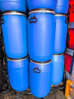 Predám potravinárske 80l plastové sudy - 3