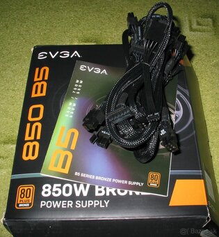 Káble k zdrojom Tagan a EVGA - 3