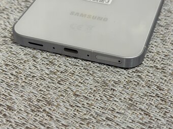 Samsung Galaxy A56 8/256Gb - Rozbalený, komplet balenie - 3