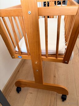 Drevena detska postielka a koliska - 3