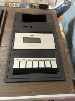 Predám prehrávač platní Philips 961 - 3