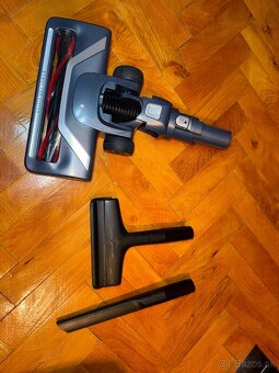 Rowenra X-Pert Bezdrôtový tyčový vysáva - 3