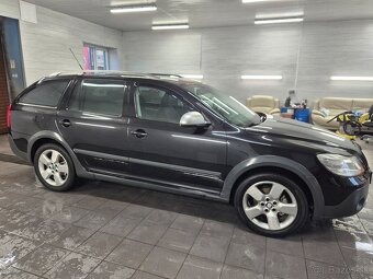 Škoda Octavia Scout - 3