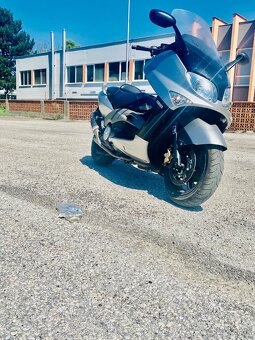 YAMAHA T-MAX 500i - 3