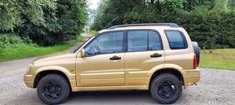 Predám Suzuki Grand Vitara 2,0 benzín 4x4 - 3