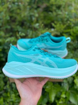 Asics Superblast 2 Paris EU44 - 3