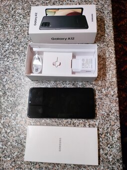 Predám mobil Samsung A12 - 3