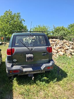 Nissan terasou 2 - 3