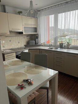 Prenajom 3 izboveho bytu - 3