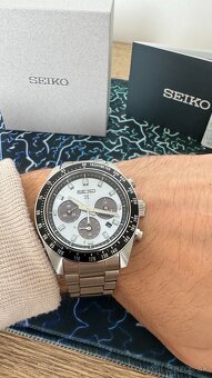 Seiko Prospex Speedtimer SSC935P1 - 3