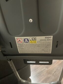 Jedalenska stolicka - 3