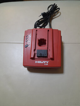 Predam zanovnu nabijacku Hilti C7/24 - 3