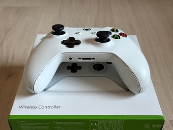 Predám originálny Xbox One S Wireless Controller - 3
