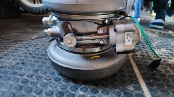 Predám turbo IVECO TRAKKER - 3