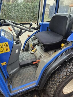 malotraktor Iseki 3240 AHL 4x4 - 3