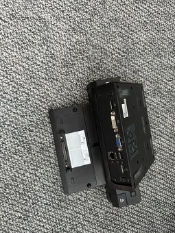 Predam dokovacie stanice pre Dell - 3