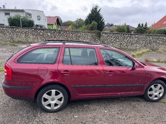 Škoda Octavia 2 1.6 benzín Automat - 3
