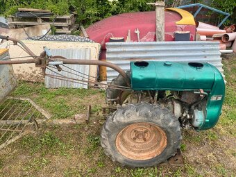 PF2 malý traktor - 3