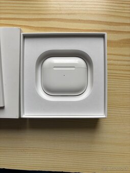Apple Airpods 3 s magsafe case - 3