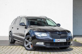 Škoda Superb Combi 3.6 FSI V6 4x4 L&K DSG - 3