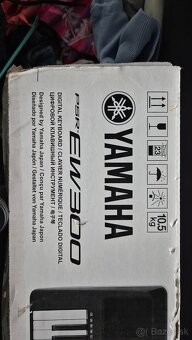Keyboard Yamaha PSR EW300 - 3