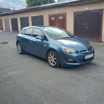 Opel Astra 1.4 turbo 103kw - 3