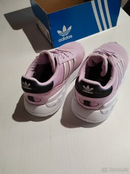 Botasky Adidas - 3