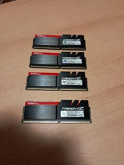 ROG MAXIMUS XI HERO, i7-9700K, RAM G:SKILL - 3