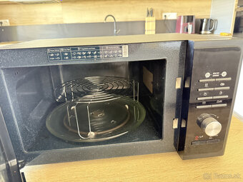 Predám mikrovlnnú rúru Samsung MG23F301TAK - 3