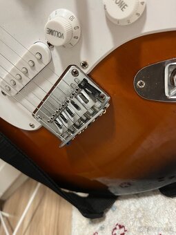 Squier fender - 3