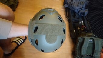 airsoft prilba fast - 3