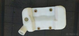 Náhradné nádrže na krovinorez, držiak nádrže - 3