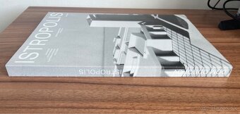 Predám knihu Čierne diery Istropolis - 3