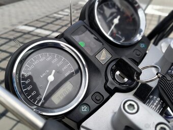 Honda Hornet CB 900 - 3