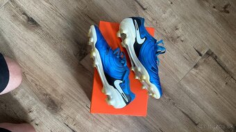 Kopačky Nike Tiempo Legend 10 PRO FG UK9,5/EUR44,5 - 3