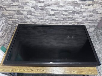 TV LG a Sony - 3