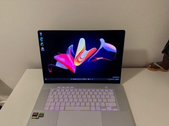ASUS ROG ZEPHYRUS G16   (RTX5060) - 3